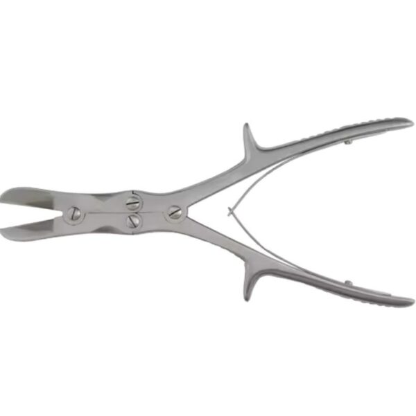 Bone cutting forceps